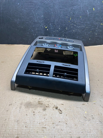 2008 to 2012 Jeep Liberty Dash Climate Temperature Control Radio Bezel R2822 DG3