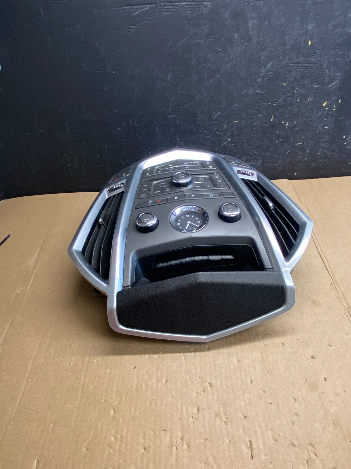 2011-2012 Cadillac SRX A/C Heater Radio Climate Control Panel Bezel OE ae4425 DG3