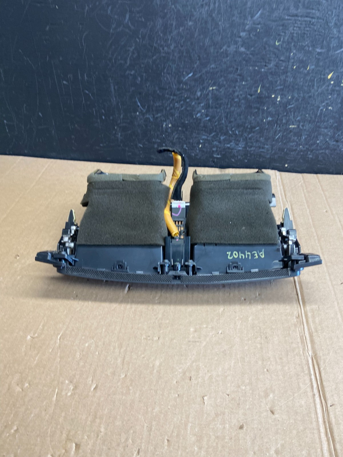 2009-2011 Toyota Corolla Center Dashboard AC HVAC Heater Air Vent Trim AE4402 DG4