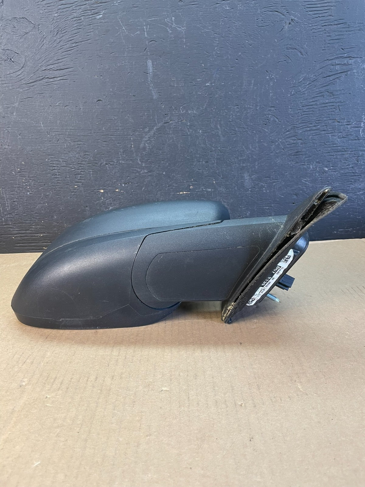 2010 to 2018 Ford Taurus Right Passenger View Door Mirror AD5542 DW3