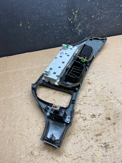 2005 to 2010 Honda Odyssey  Radio Climate Control Dash Trim Bezel Oem W3011 DG4