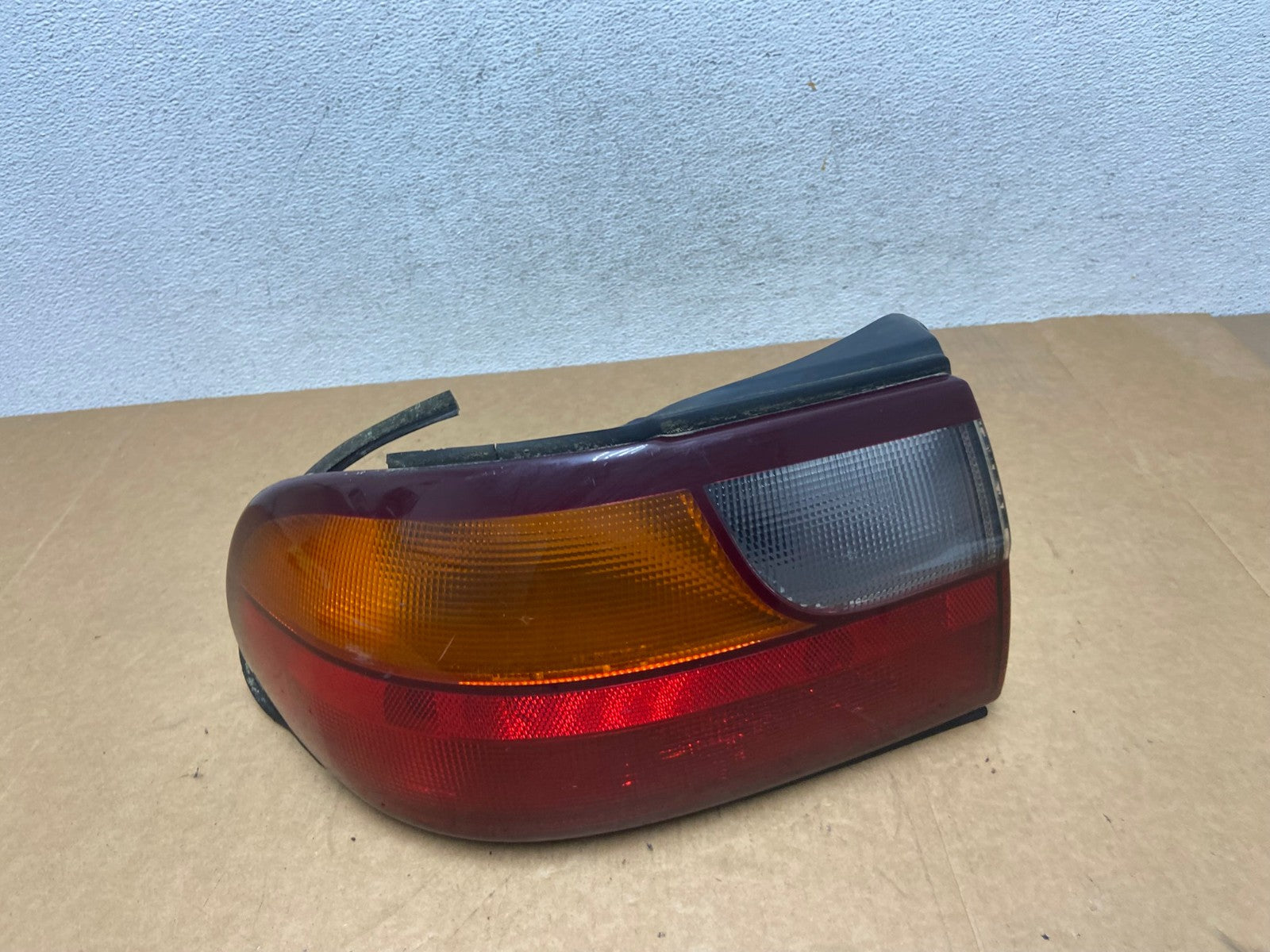 1997 to 2003 Chevrolet Malibu Left Driver LH Side Tail Light AE2963 LK0
