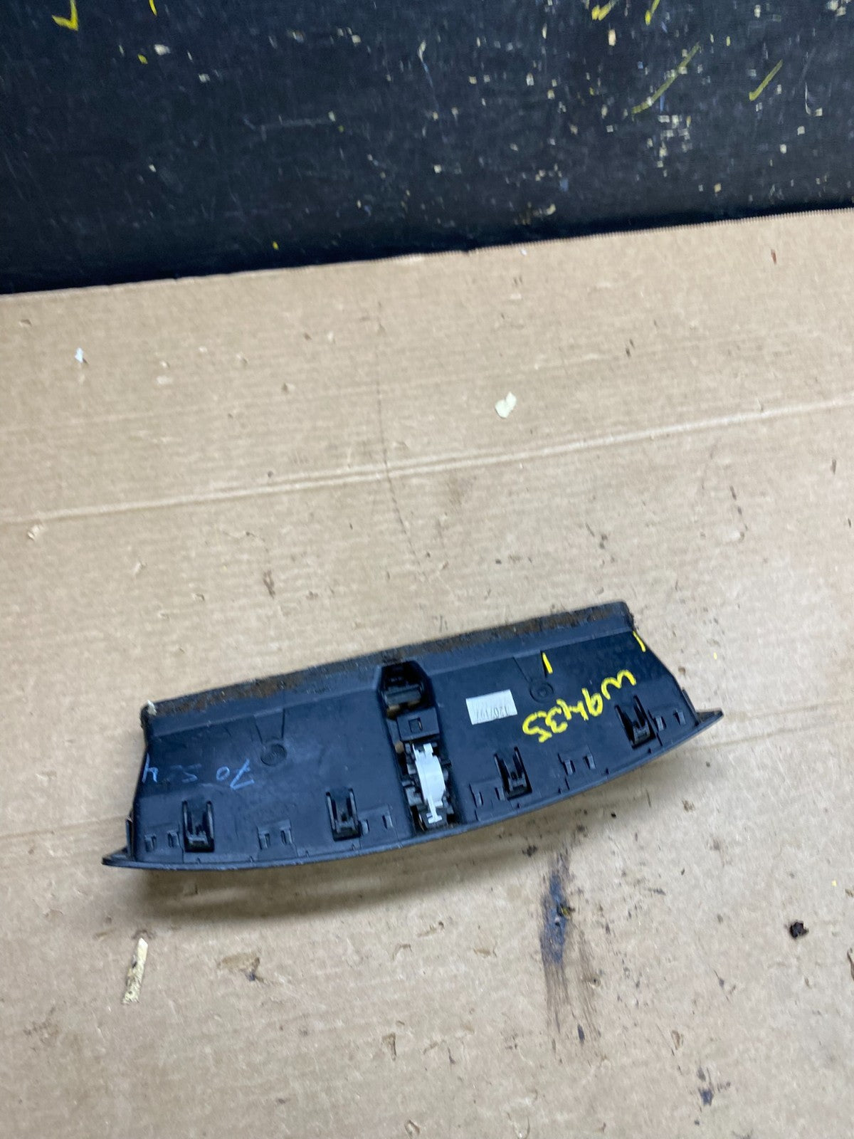 2013 to 2016 Ford Escape Center Dashboard Dash Air Vent Oem W9435 DG4