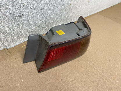 1997 1998 1999 Toyota Camry Tail Light Right Passenger Rh Side Oem D8267 DG12