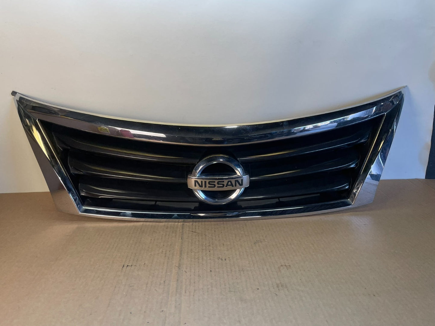 2013 to 2015 Nissan Altima Front Upper Grill Grille Sedan af5554 DG0