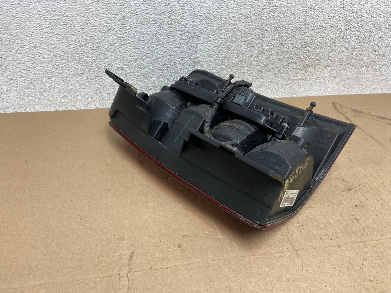 2008 to 2012 Jeep Liberty Left Driver Side Lh Tail Light AE6806 LK4