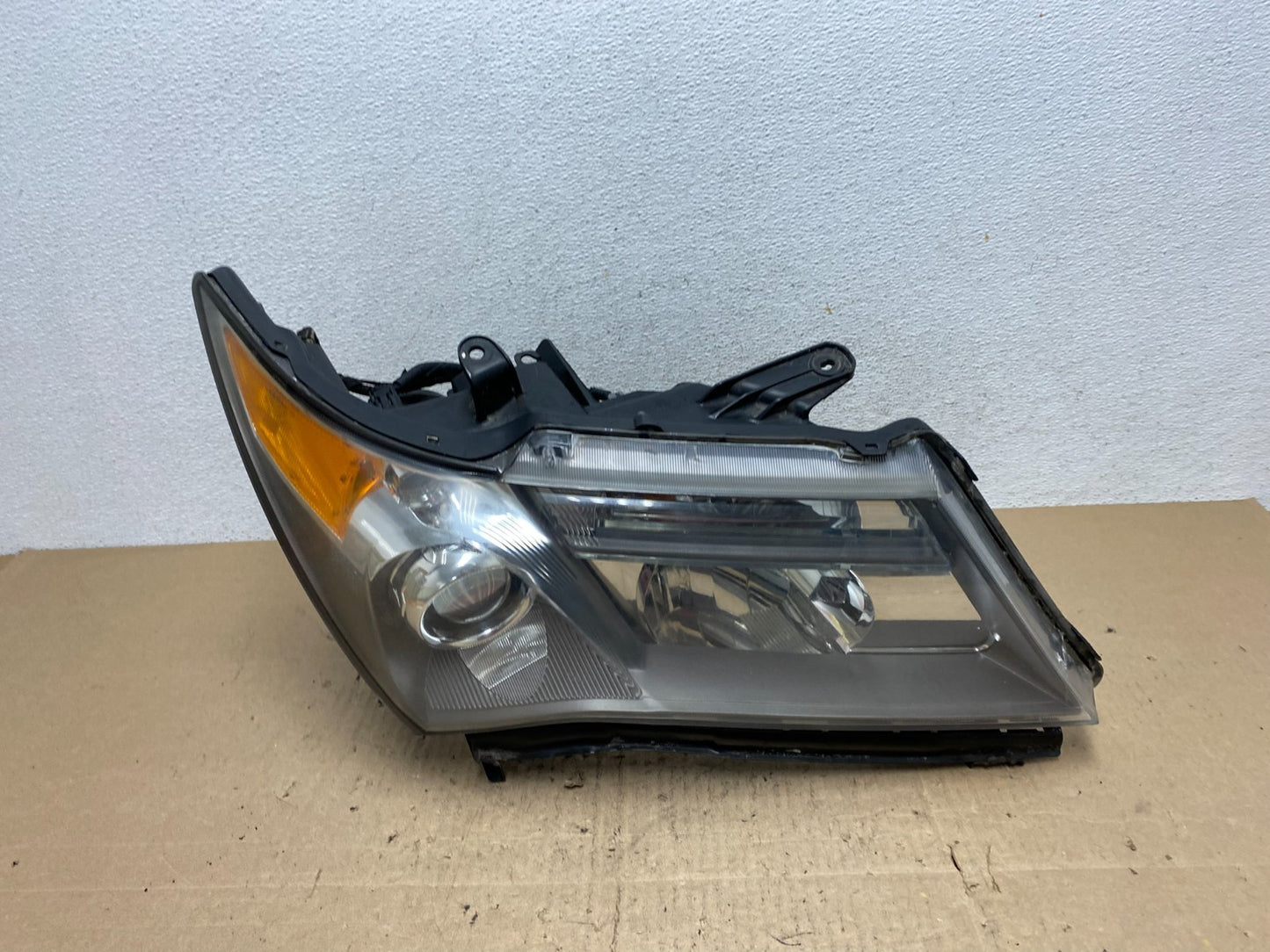 2007 2008 2009 Acura MDX Headlight Xenon HID Right Passenger RH AE6608 DW0