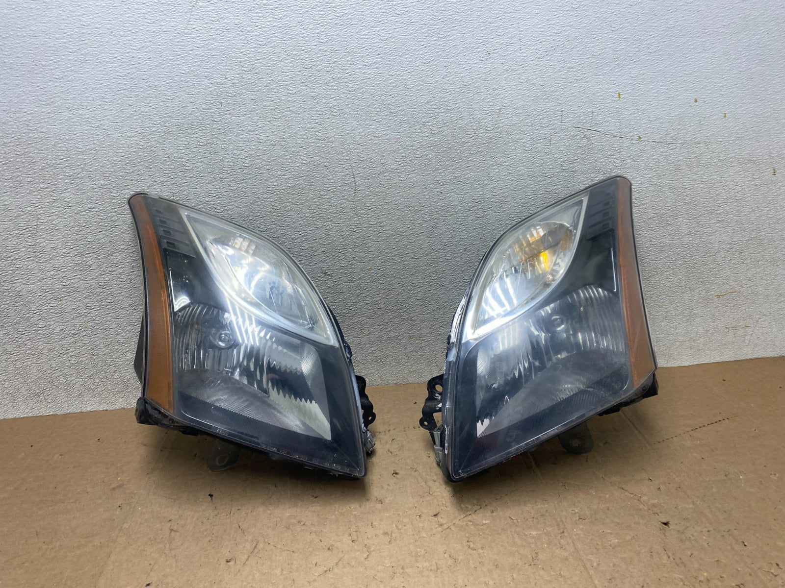 2010-2012 Nissan Sentra Halogen Left+Right Black Headlights W9033 DW0