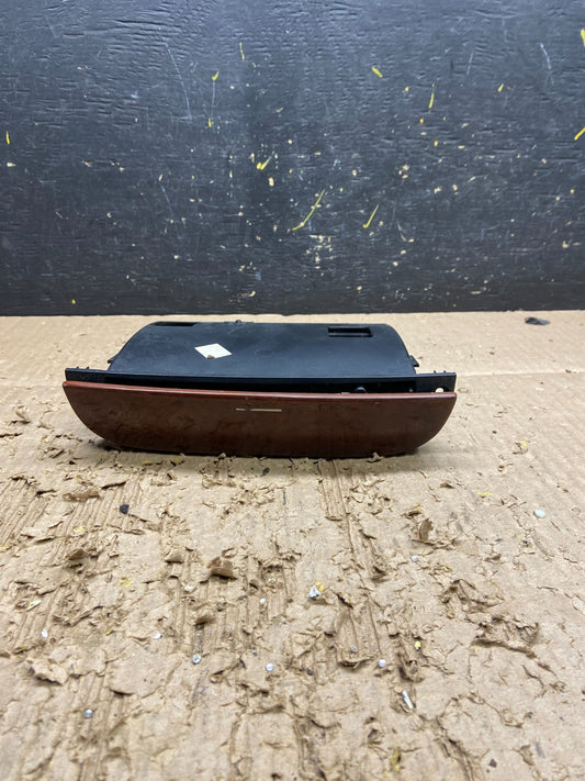 2000-2006 Mercedes S430 S500 Center Console Ash Tray Compartment OEM V7688 DG0