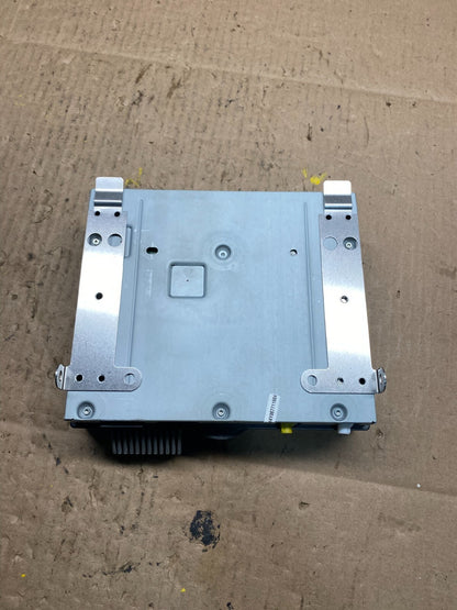 2005 - 2009 Audi A6 Stereo Tuner Receiver M6698 DG5