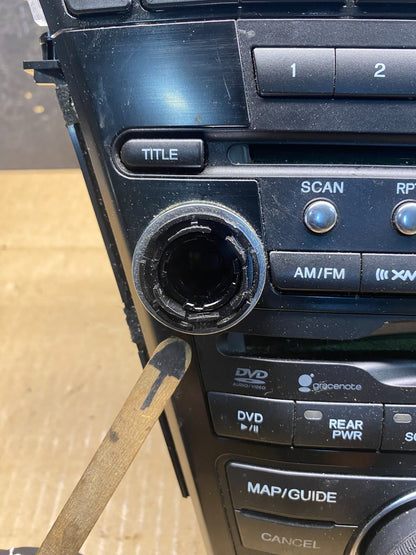 2010 - 2013 Acura Mdx Radio Stereo 6 CD Player Climate Control Pan AG9510 DG1
