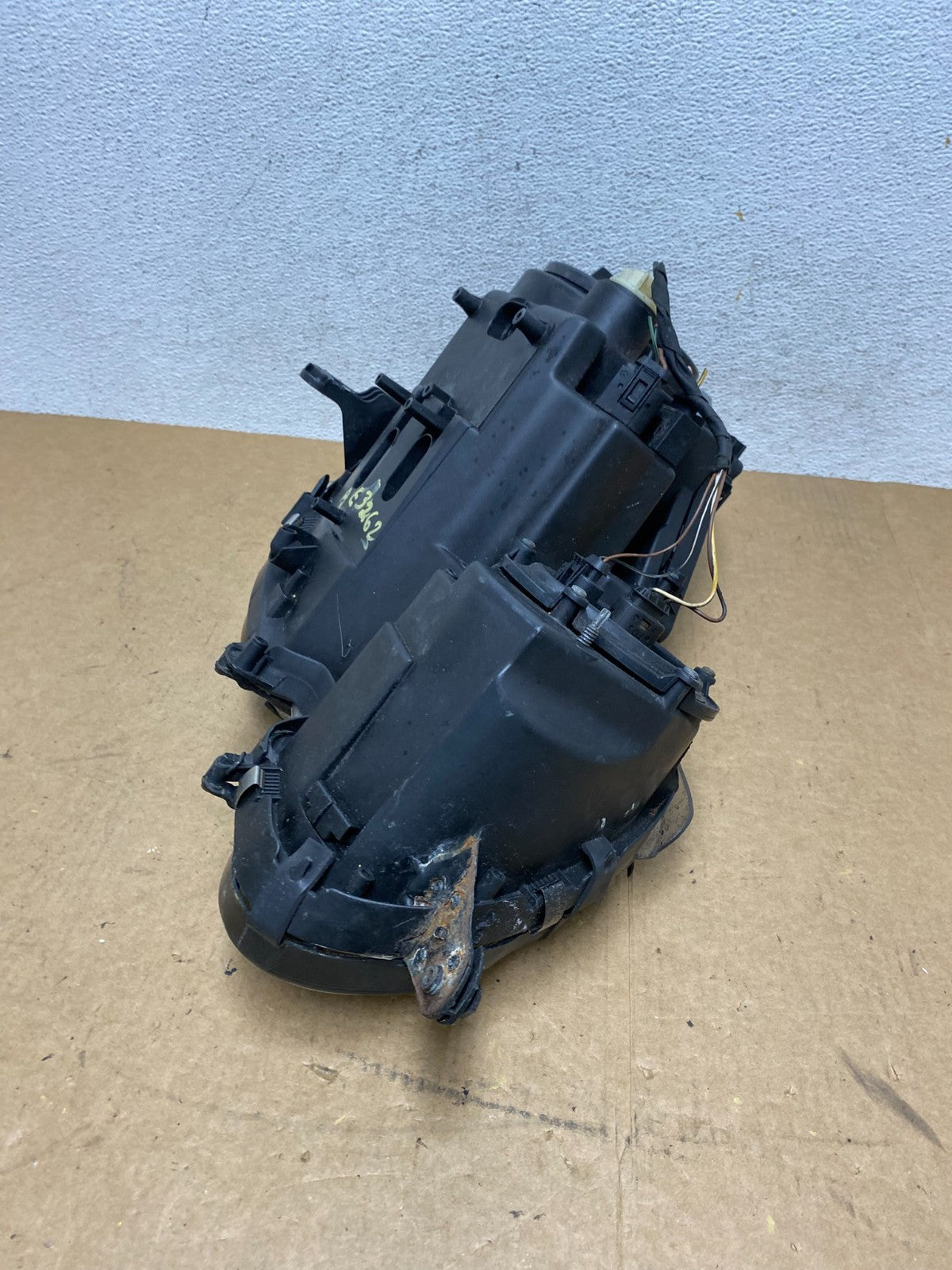 2003-2006 Mercedes E E320 E350 Left Driver Lh Side Halogen Headlight AE3262 DW9