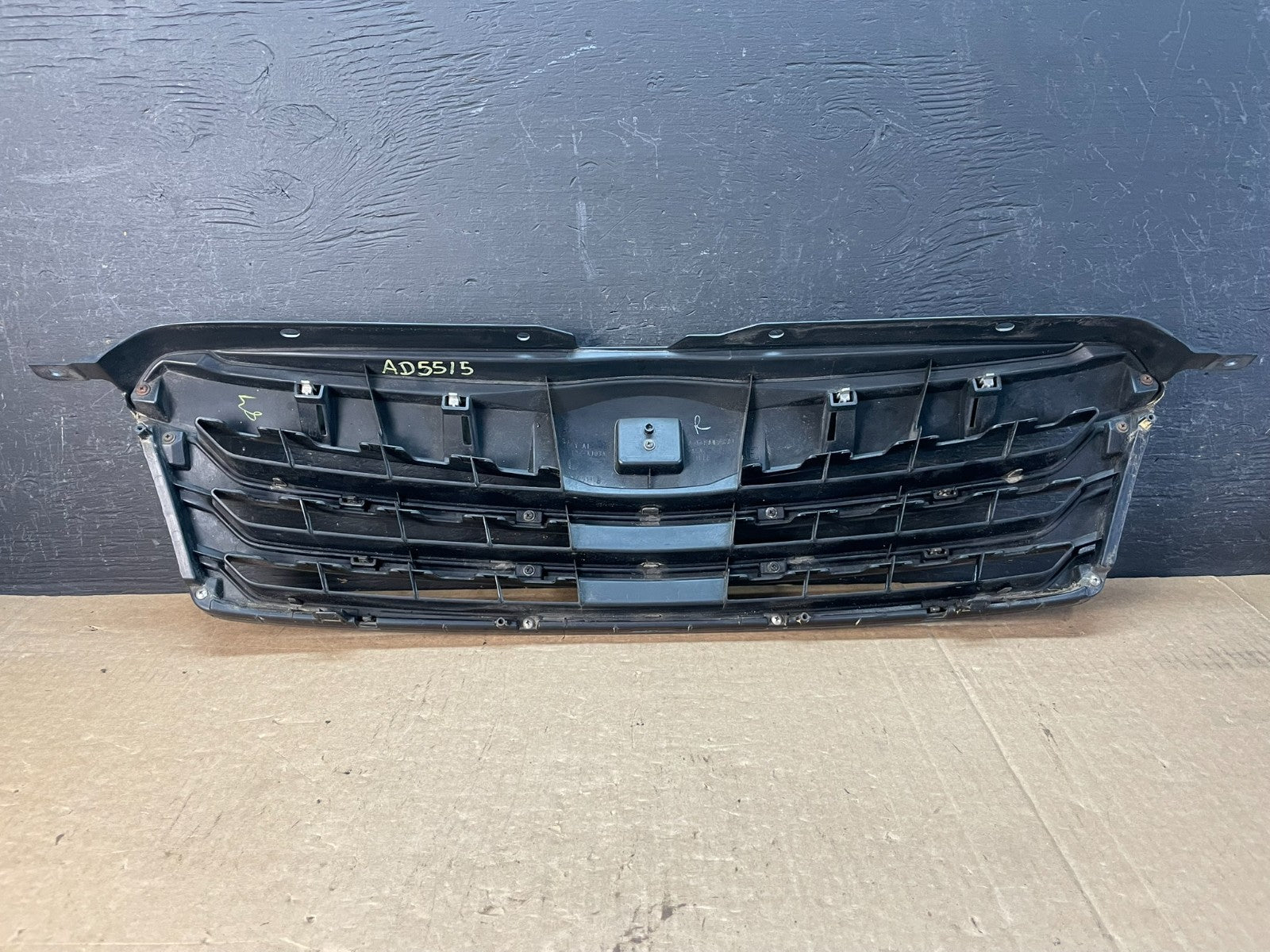 2010 to 2012 Subaru Legacy Outback Wagon Front Grill Grille AD5515 DG4