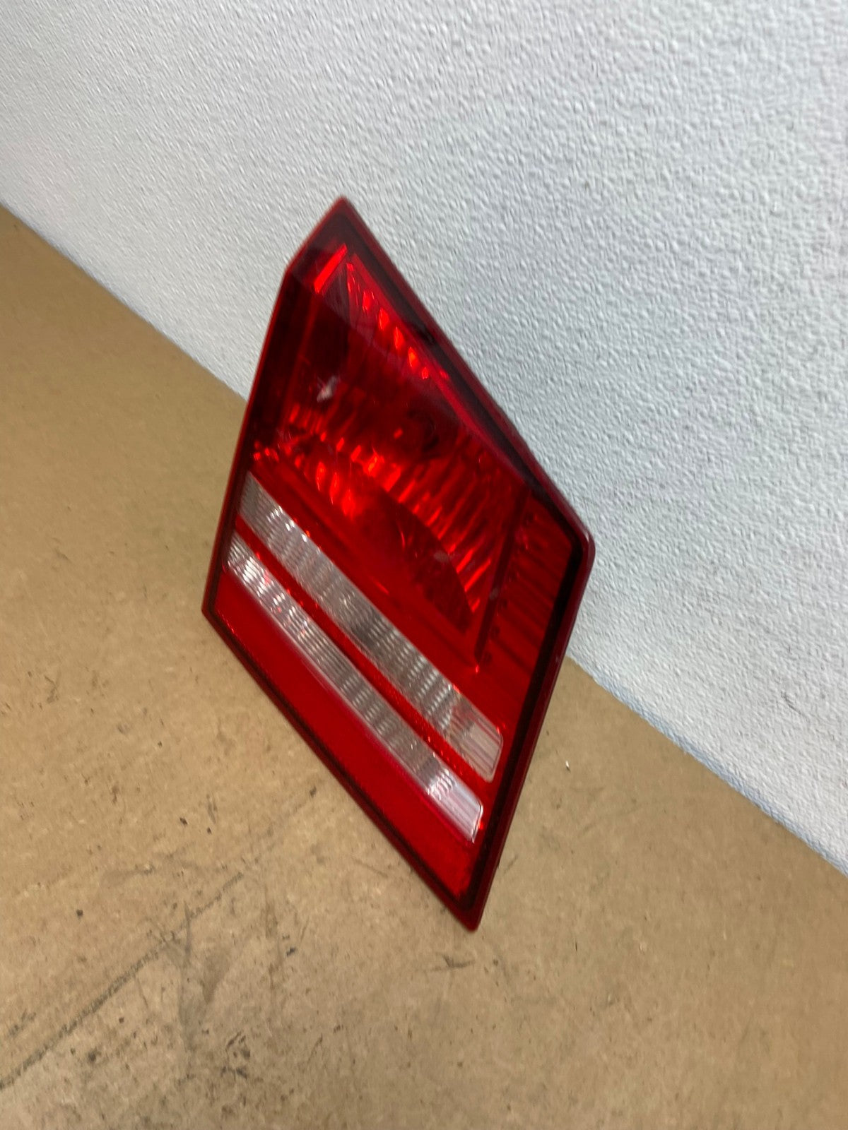 2009 2010 2011 Dodge Journey Left Driver Inner Trunk Lid Tail Light AC3092 LK1