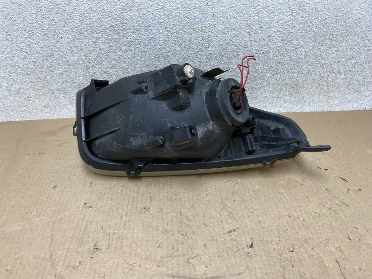 2001 - 2003 Toyota Rav4 Left Driver LH Side Headlight Halogen AH7655 DW7