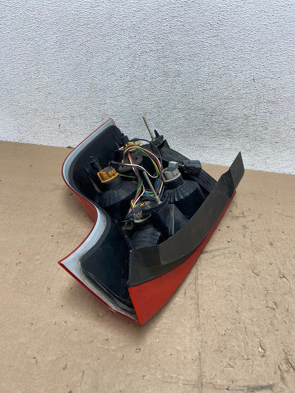 2003 2004 2005 2006 Volvo XC90 Left Driver LH Lower Tail Light AG5516 LK8