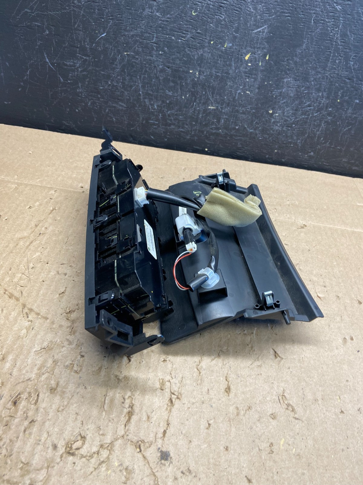 2016 2017 Nissan Altima A/C Temperature Climate Control AC9210 DG2