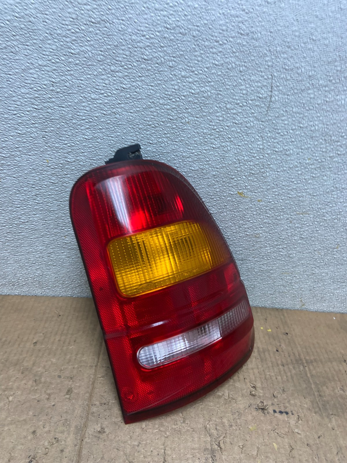 1995 to 1998 Ford Windstar Tail Light Right Passenger RH Side AA8254 LK2