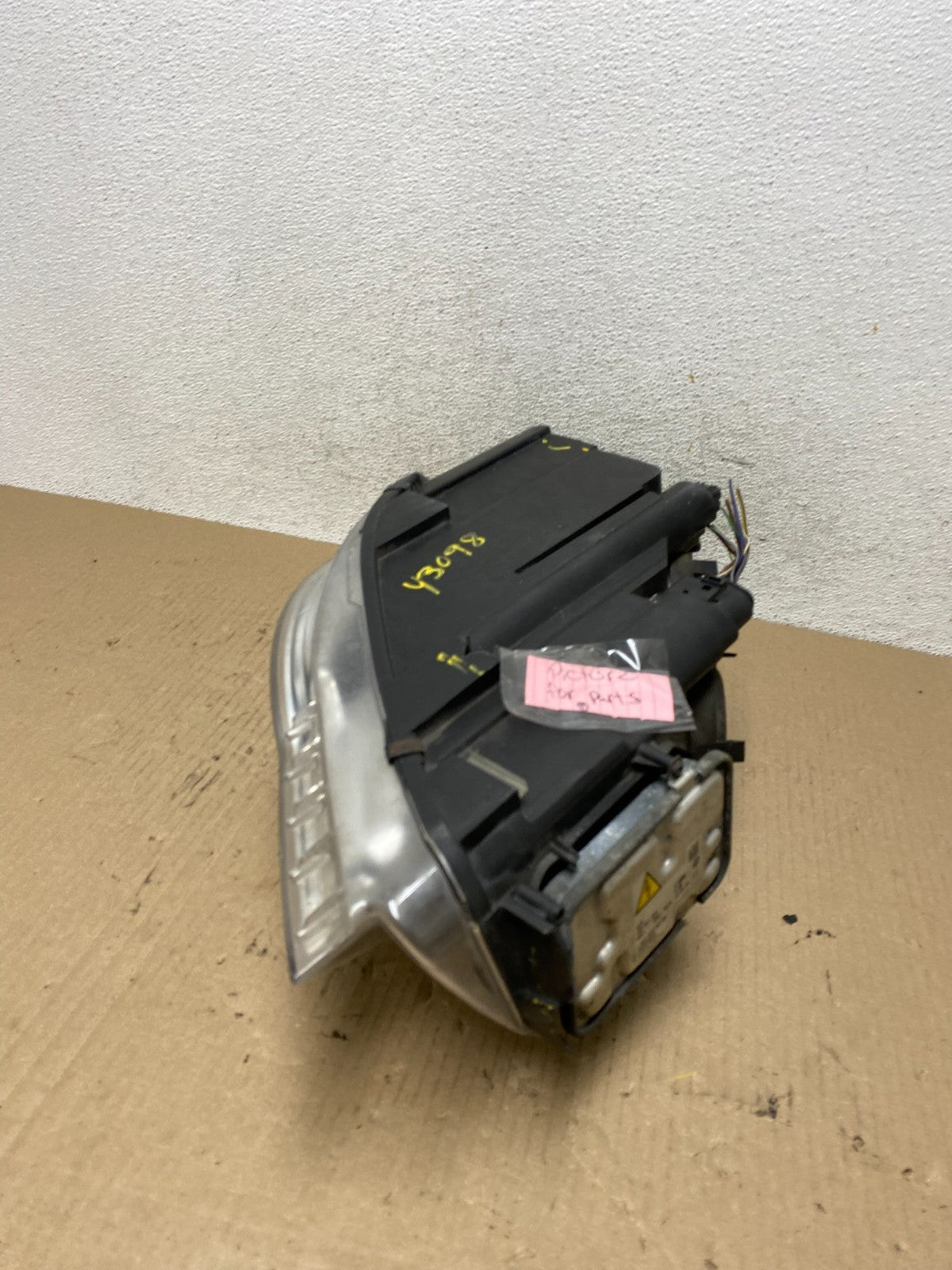 2009 - 2012 Volkswagen CC Left Driver LH Side Headlight Xenon HID AF5881 DW4