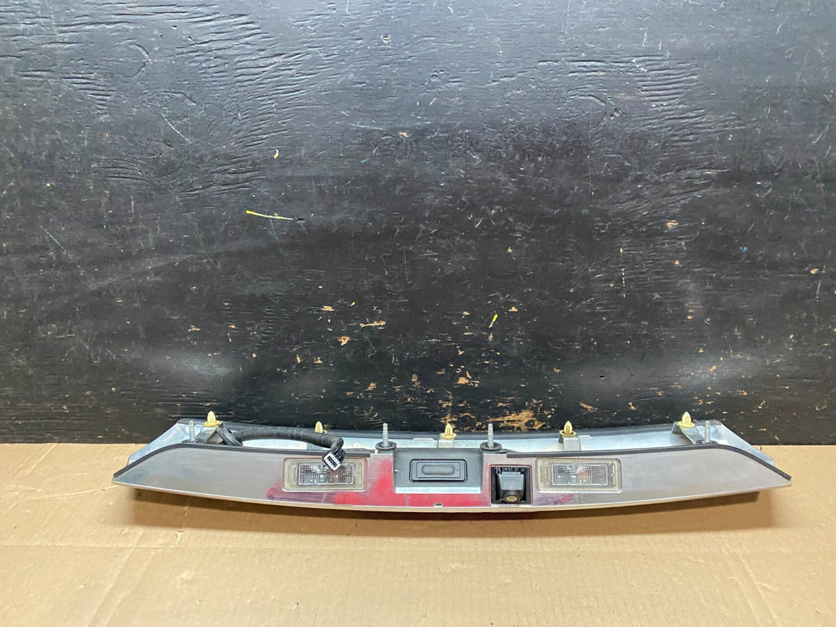 2010-2015 Gmc Terrain Lift Gate Handle Trim Back Up Camera Chrome Panel U0082 DG3