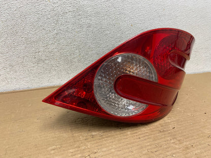2006 - 2010 Mercedes W251 R-CLASS Right Passenger RH Side Tail Light AG9262 LK1