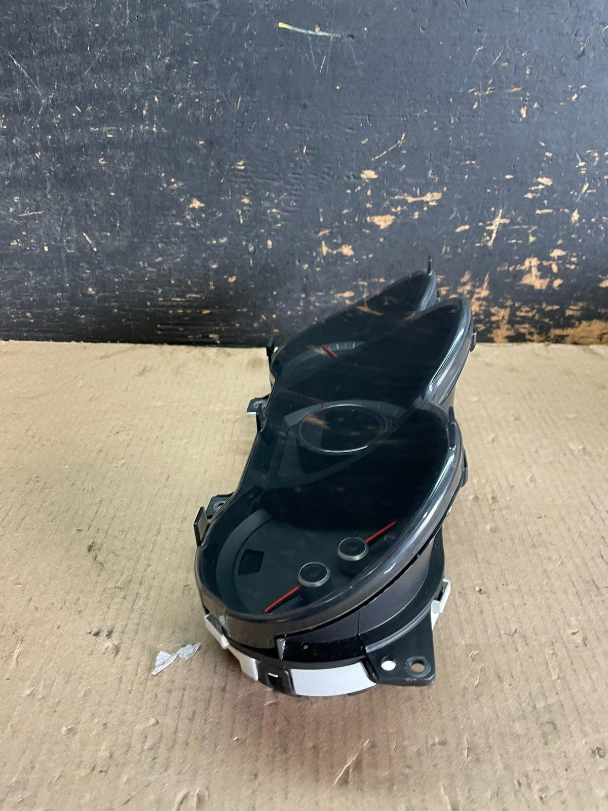 2014 to 2015 Kia Optima Speedometer Cluster Gauge Oem AA2108 DG6