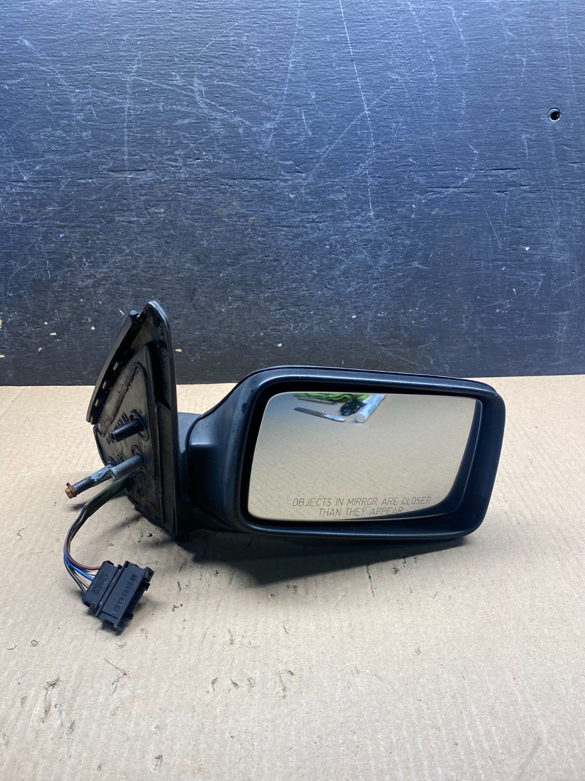 1993 to 1999 Volkswagen Golf Right Passenger Side View Door Mirror AH32929