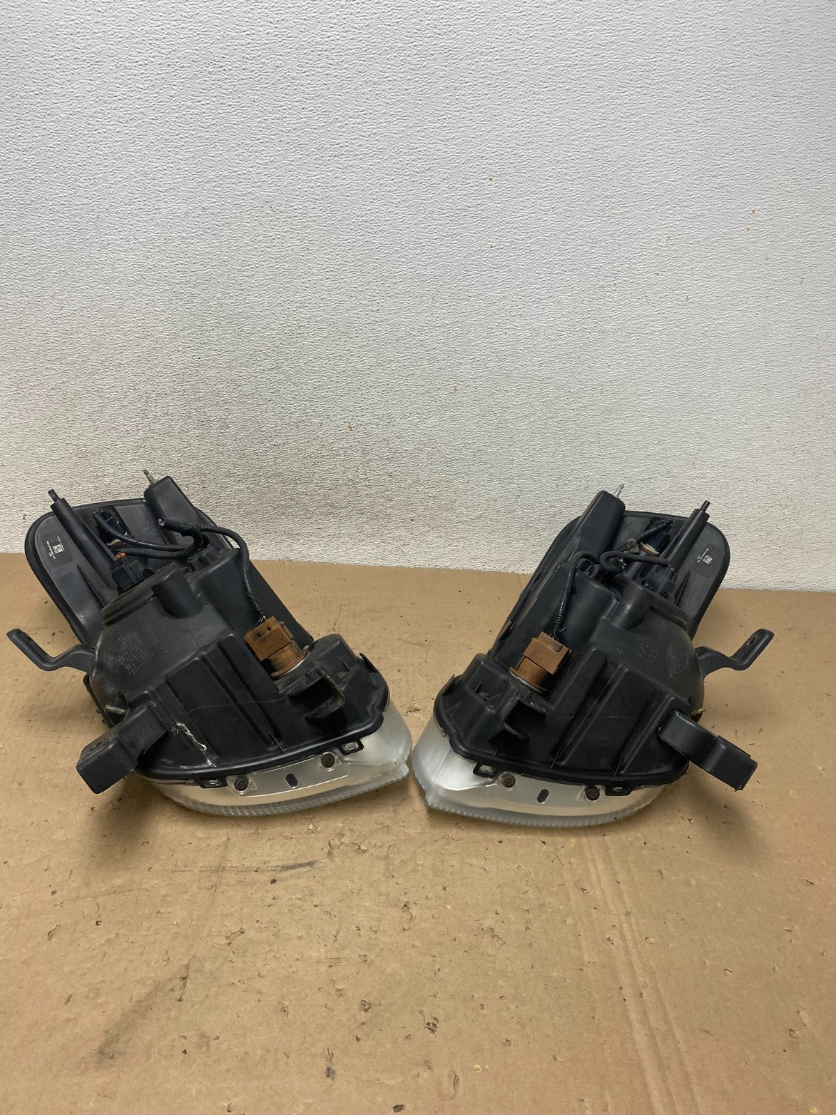 2006 2007 2008 2009 2010 Ford Explorer Left+Right Set Headlights AG5384 DW7