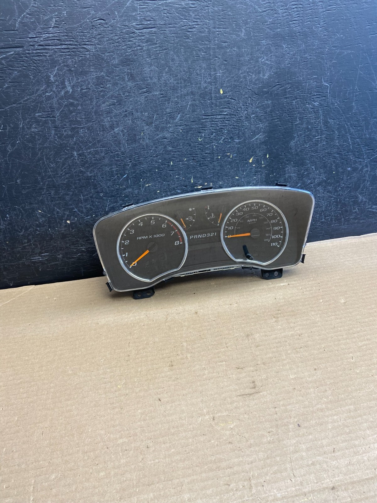 2009 to 2012 GMC Canyon Instrument Cluster Speedometer AH1439 DG0