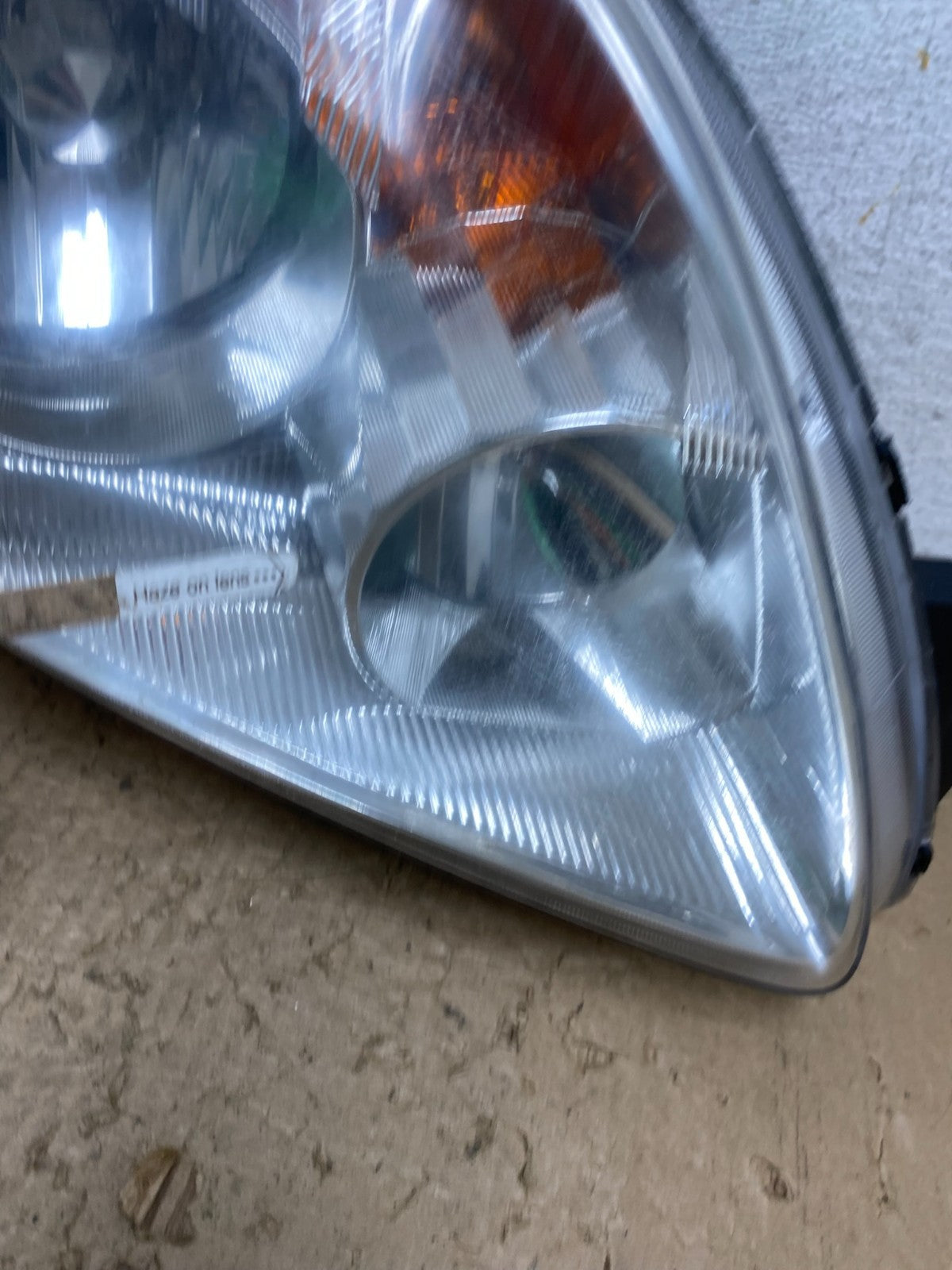 2005 -2006 Honda Crv Cr-v Halogen Headlight Right Passenger Rh AG1365 DW4