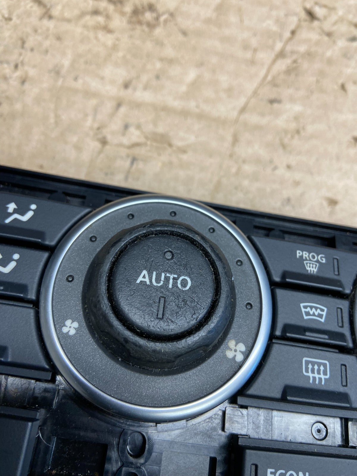 2008 2009 2010 Land Rover Lr2 Ac Heater Climate Control AF2248 DW4