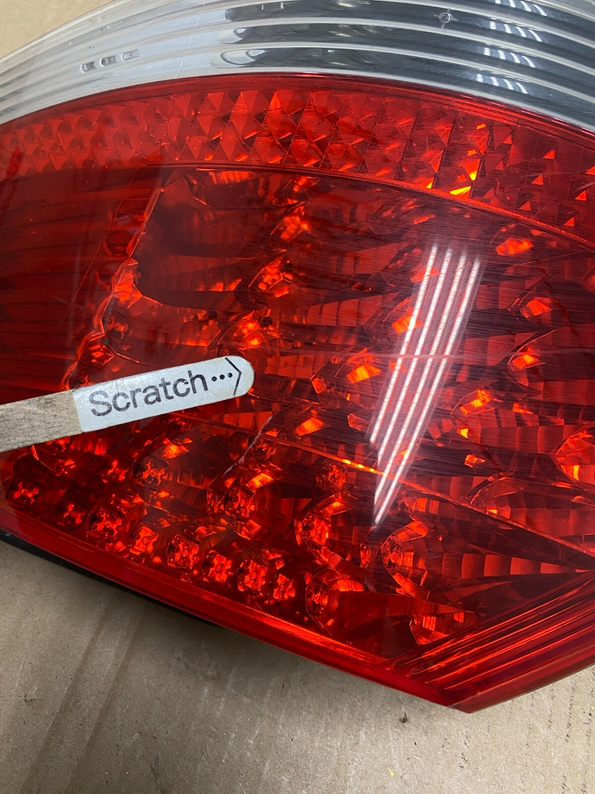 2002 to 2005 BMW 7-Series 745i 760i Right Passenger Tail Light Oem L4335 DW3