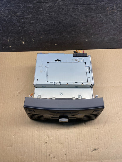 2010-2011 Mercedes W212 E350 E550 Stereo CD Changer Radio a2129063201 AI7339 DG4