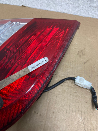 2002 2003 2004 Toyota Camry Left Driver LH Side Tail Light AF9969 LK4