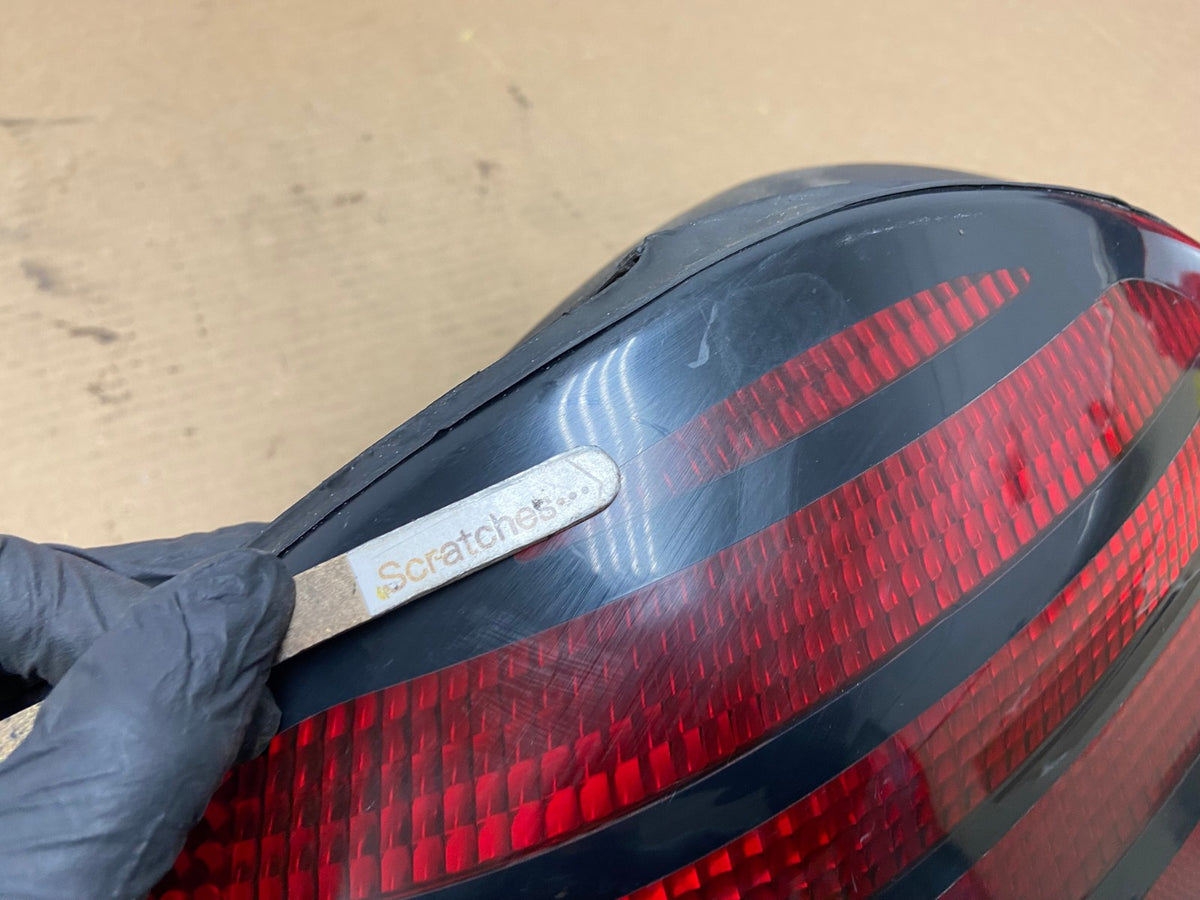 1999-2005 Pontiac Grand AM Left Driver LH Side Tail Light AH4196 LK3
