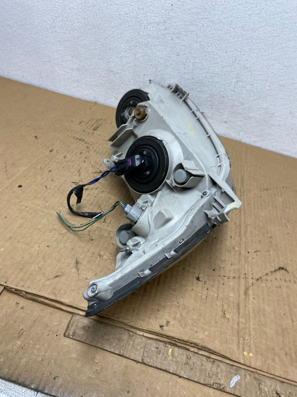 2002 2003 2004 Toyota Camry Left Driver Lh Side Halogen Headlight AC8136 DW9