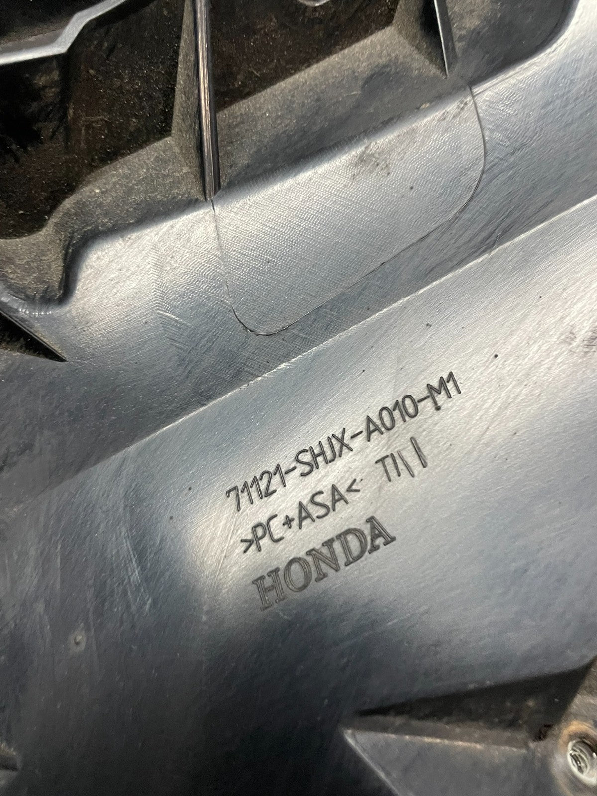 2008 2009 2010 Honda Odyssey Front Upper Grill Grille AF8769 DG12