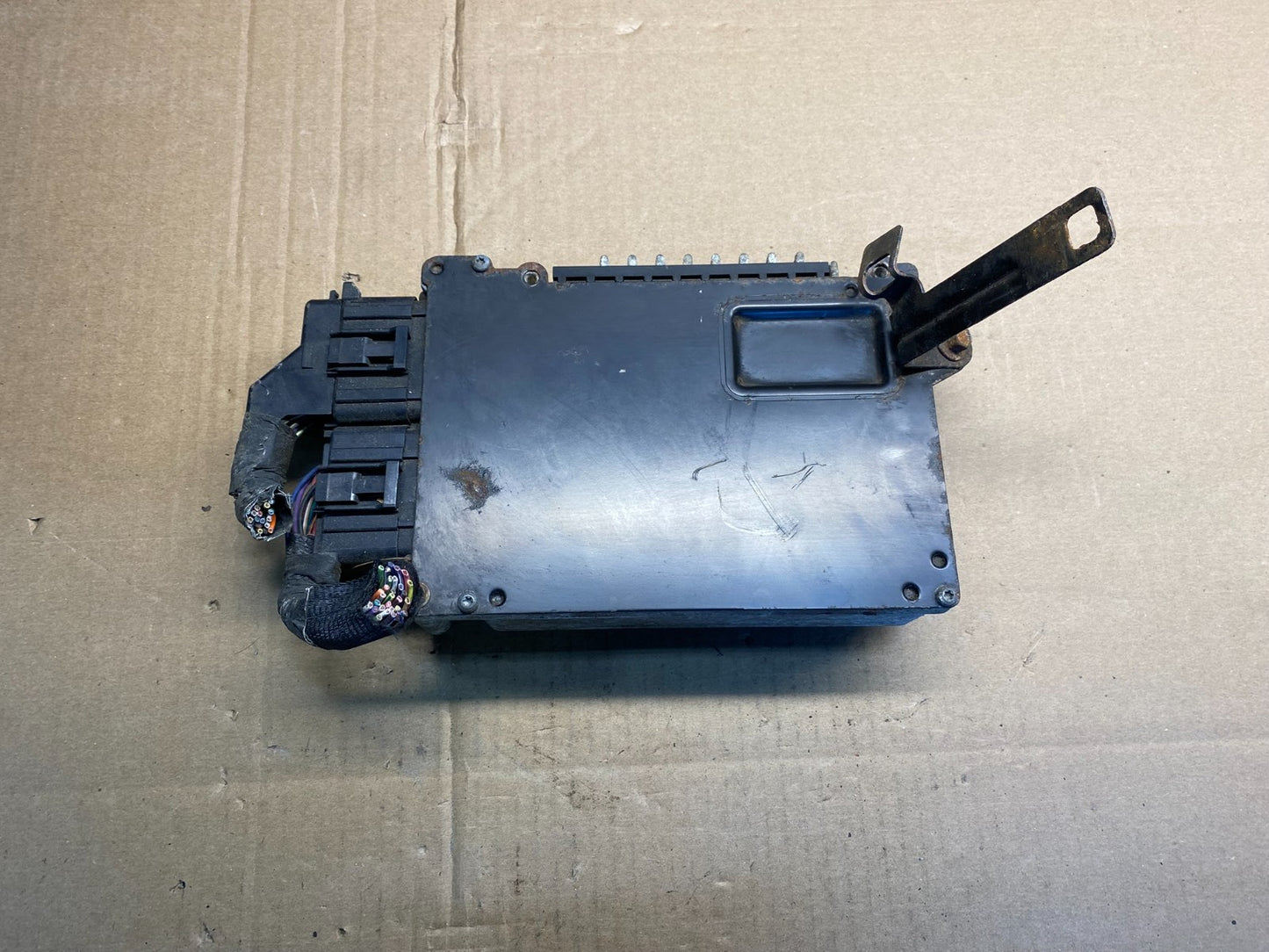 1996 Caravan Town&Country Voyager 3.3L  Engine Control Unit ECU Module aa7621 DG1