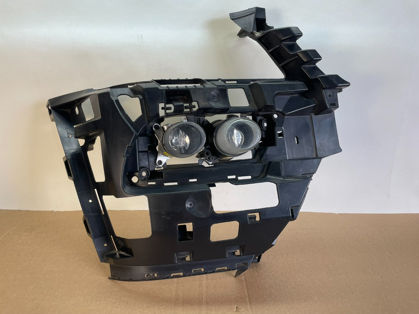2013 to 2016 Mercedes-Benz GL450 Right Bumper Reinforcement AG99810