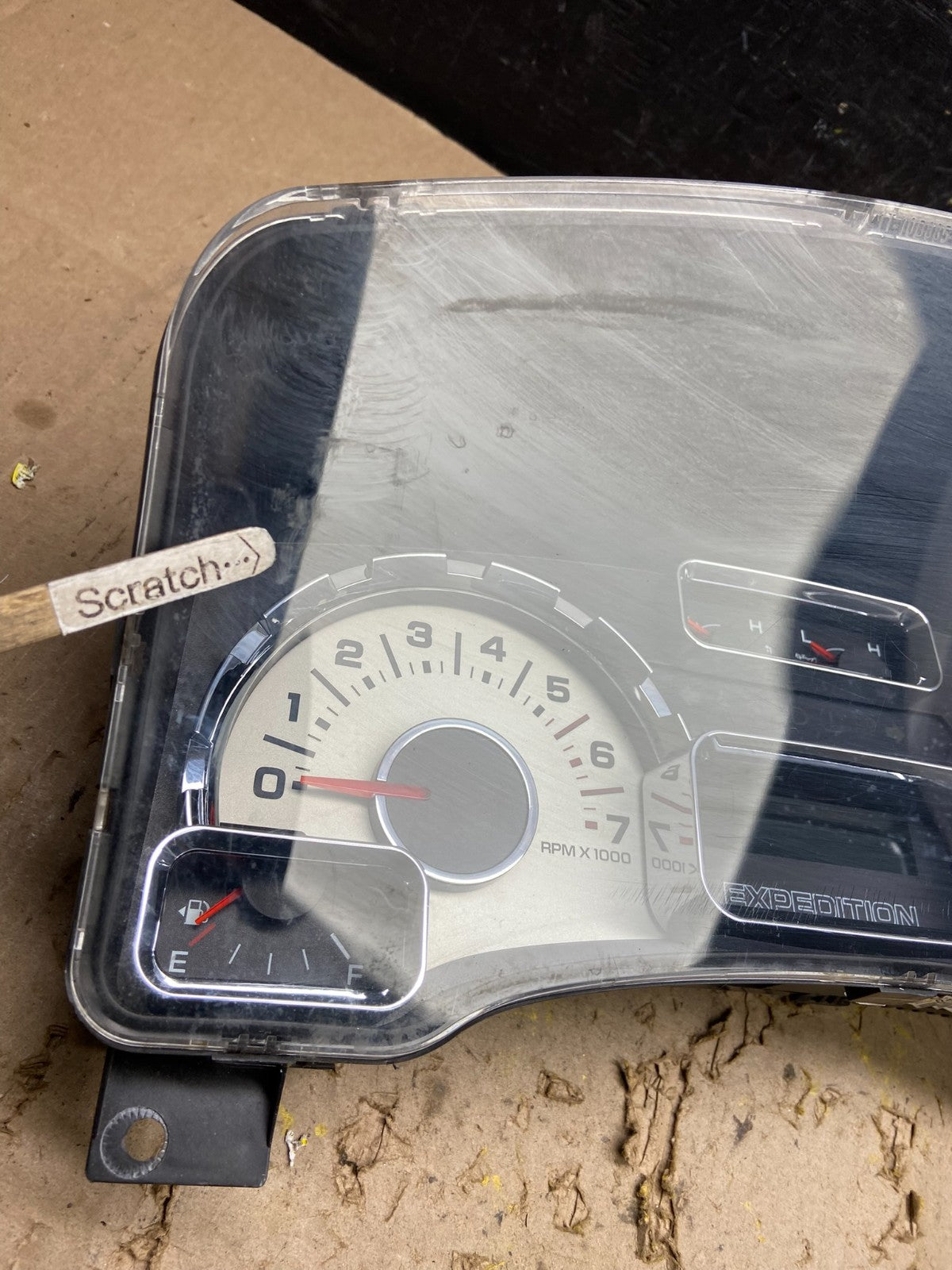 2007 to 2014 Ford Expedition Speedometer Cluster Gauge 7L1T-10849 u5656 DG1
