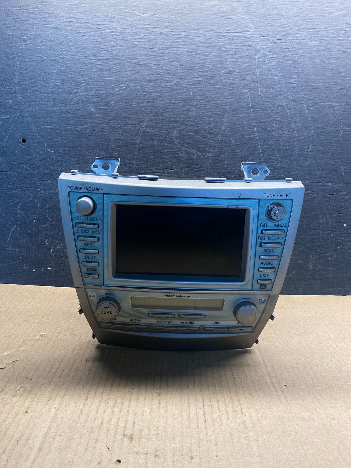 2007 to 2009 Toyota Camry Radio CD Player Climate Control Bezel ah1745 DG0