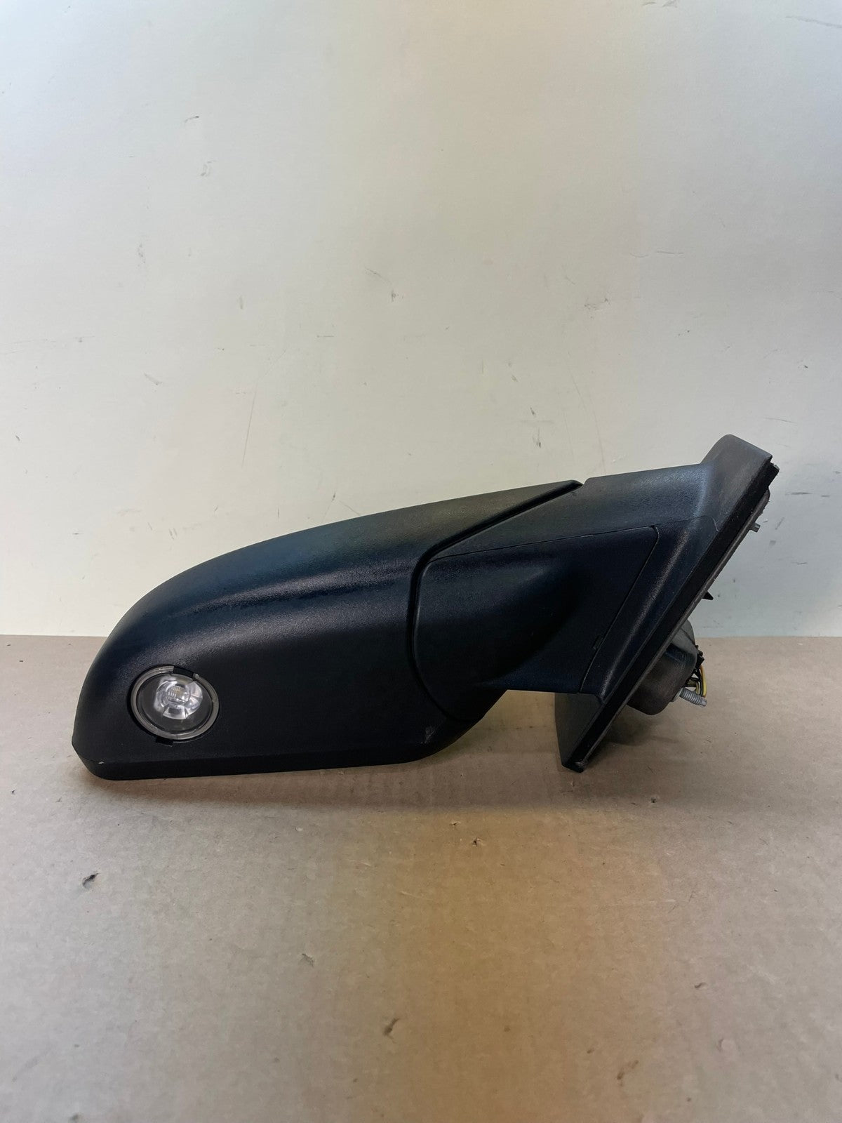 2011 to 2014 Ford Edge Right Side View Door Heated Mirror AI0845 LK3