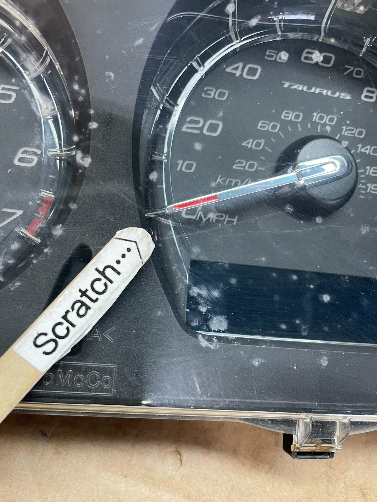 2011 2012 Ford Taurus Speedometer Instrument Cluster Gauges AI4385 DG4