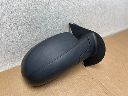 2007-2013 Chevrolet Tahoe Silverado Suburban Right Passenger Mirror AI5831 LK2