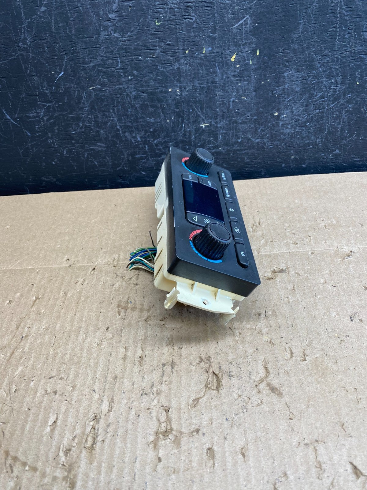 2003 to 2006 Chevrolet Silverado HVAC Heater Climate Control Module AC9432 DG1