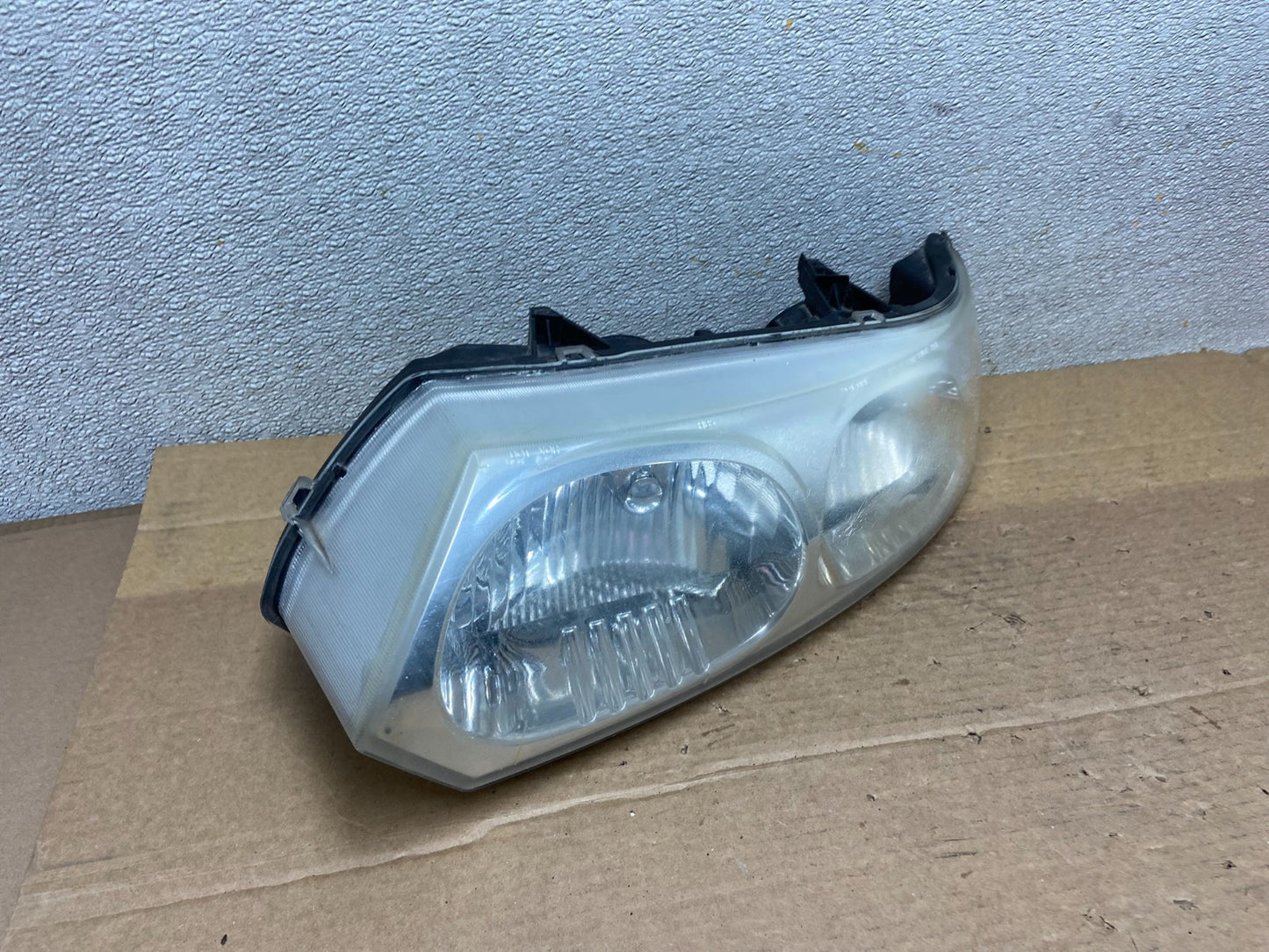 2003 to 2007 Saturn Ion Halogen Headlight Left Driver LH Side AD2459 DW2