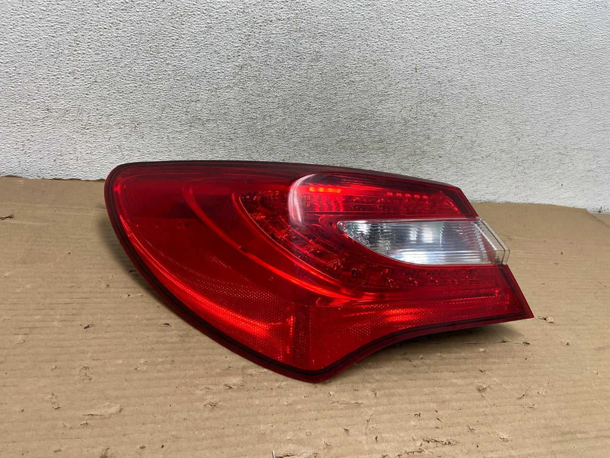 2011 - 2014 Chrysler 200 Sedan Left Driver LH Led Tail Light AG8189 LK0