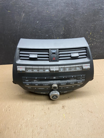 2008 to 2012 Honda Accord Front Radio Control AM./FM CD Climate Control T9404 DG0