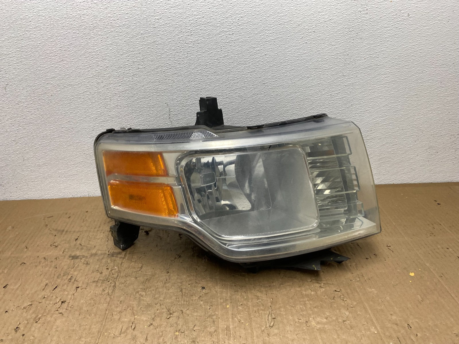 2009 2010 2011 2012 Ford Flex Right Passenger Headlight Halogen Oem AC0267 DW0