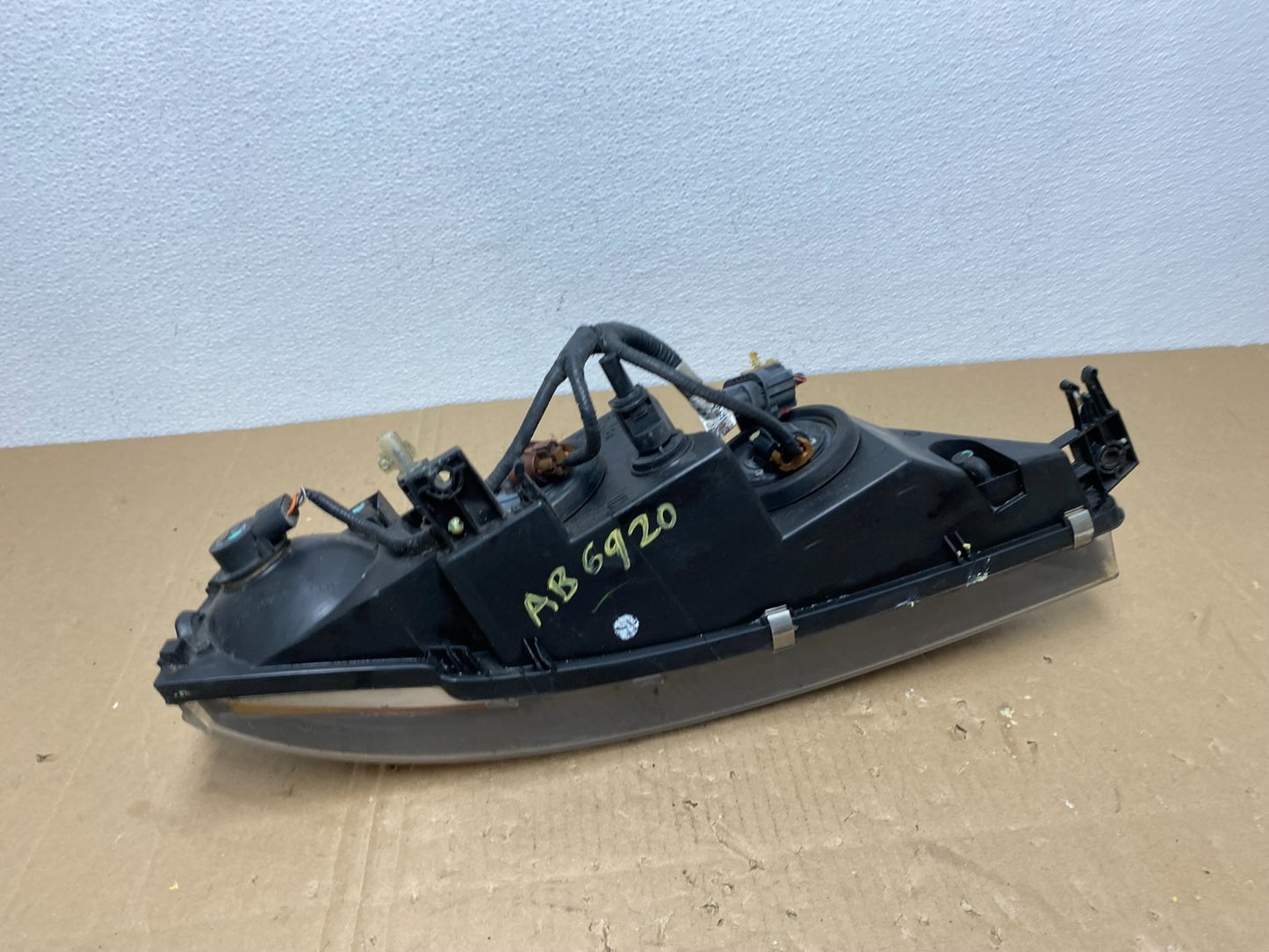 2000 to 2002 Lincoln Ls Left Driver Lh Side Headlight Halogen Oem AB6920 DW7